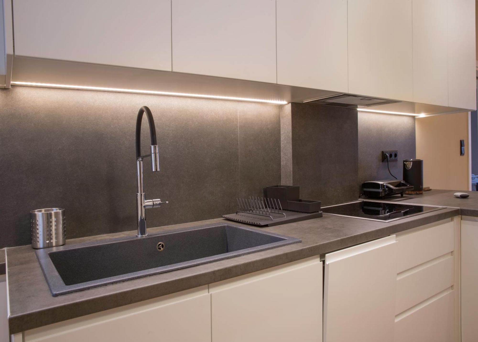 Urban Spacious Apartment Near Kallimarmaron Atina Dış mekan fotoğraf